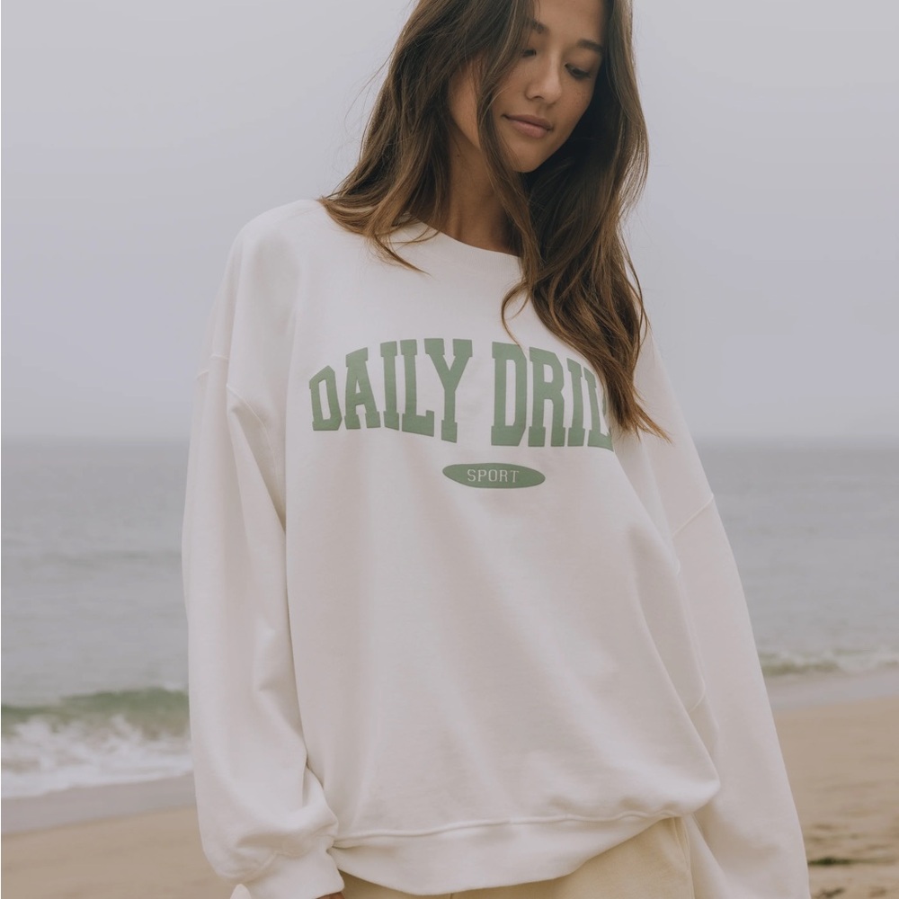 Daily Drills White Sport Crew Sweatshirt and Sweatpants Set XS/S